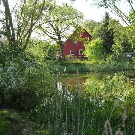 Kleiner Bauernhof In Ostseenaehe - Ganze Mit 2 Zimmern Lantgård